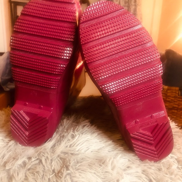 Nomad Rain Boots. Color Purple. Size 9.5 - Picture 5 of 7